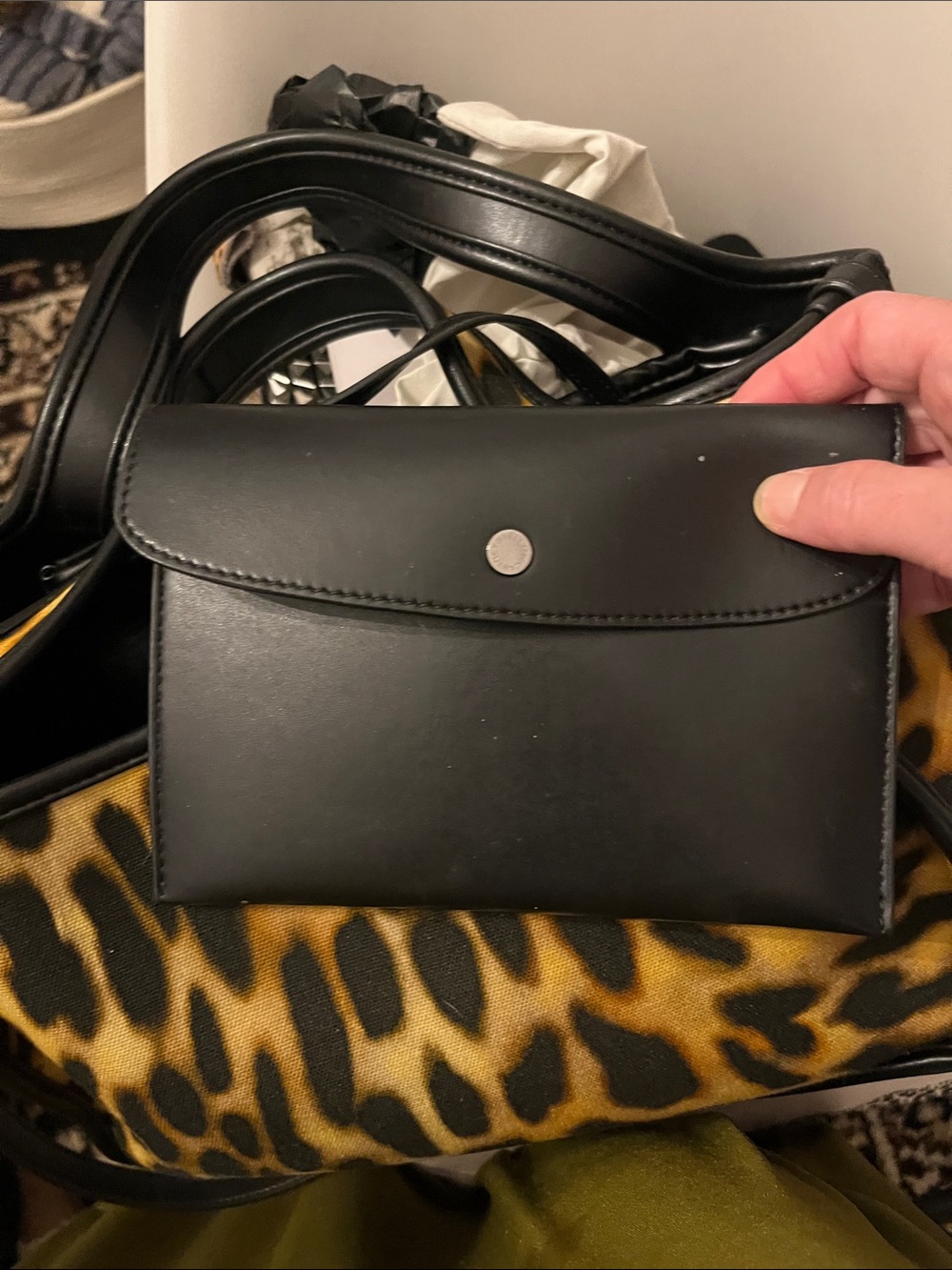 Stella McCartney Leopard Print Tote with Black Pouch - Picture 13 of 15